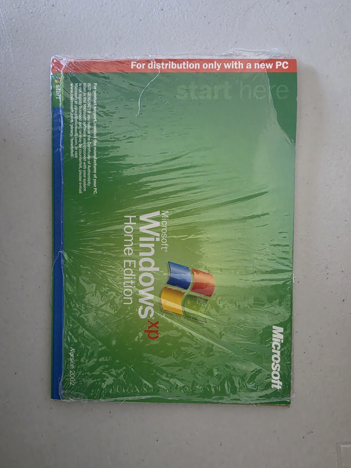 New Microsoft Windows XP Home Edition Version 2002 OEM CD & Manual Vintage