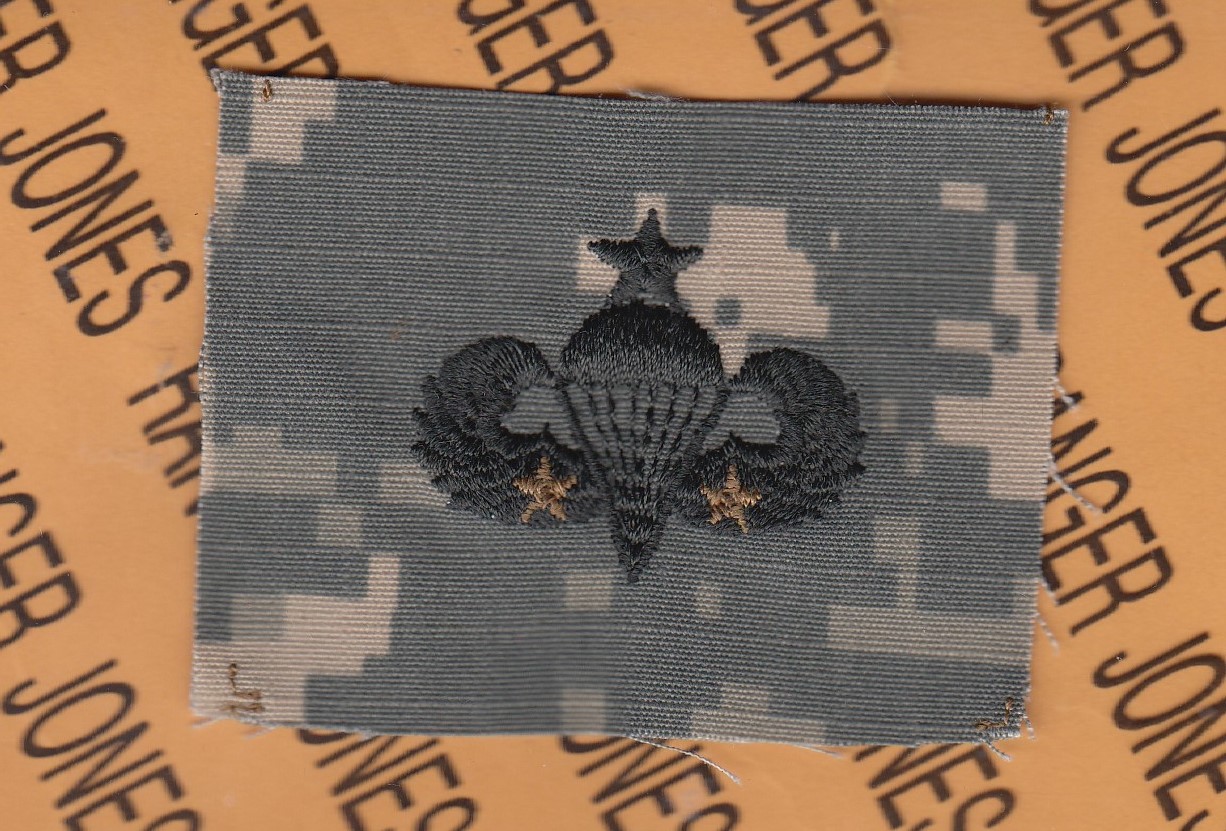 US Army Senior Airborne Parachutist wing COMBAT 2 jumps ACU cloth patch