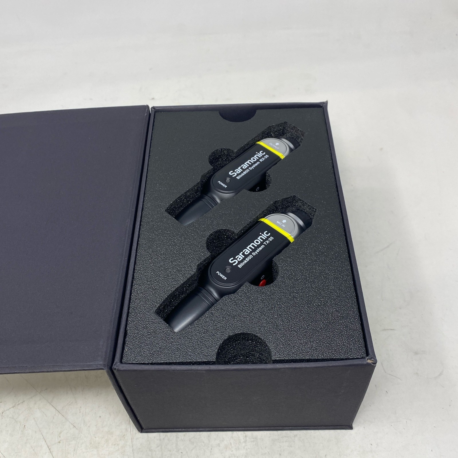 Saramonic Blink 800 B1 5.8GHz Wireless Lavalier Mic System - Black