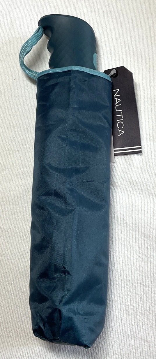 NAUTICA UMBRELLA SOLID BLUE AUTO OPEN/ CLOSE RETAIL-$28 NWT