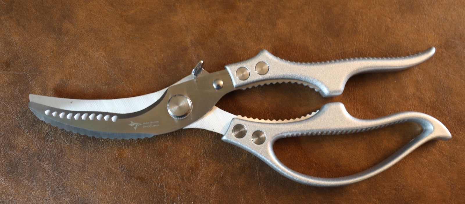 MAD SHARK Professional Heavy Duty Poultry Shears from the "Entry Lux Series" New