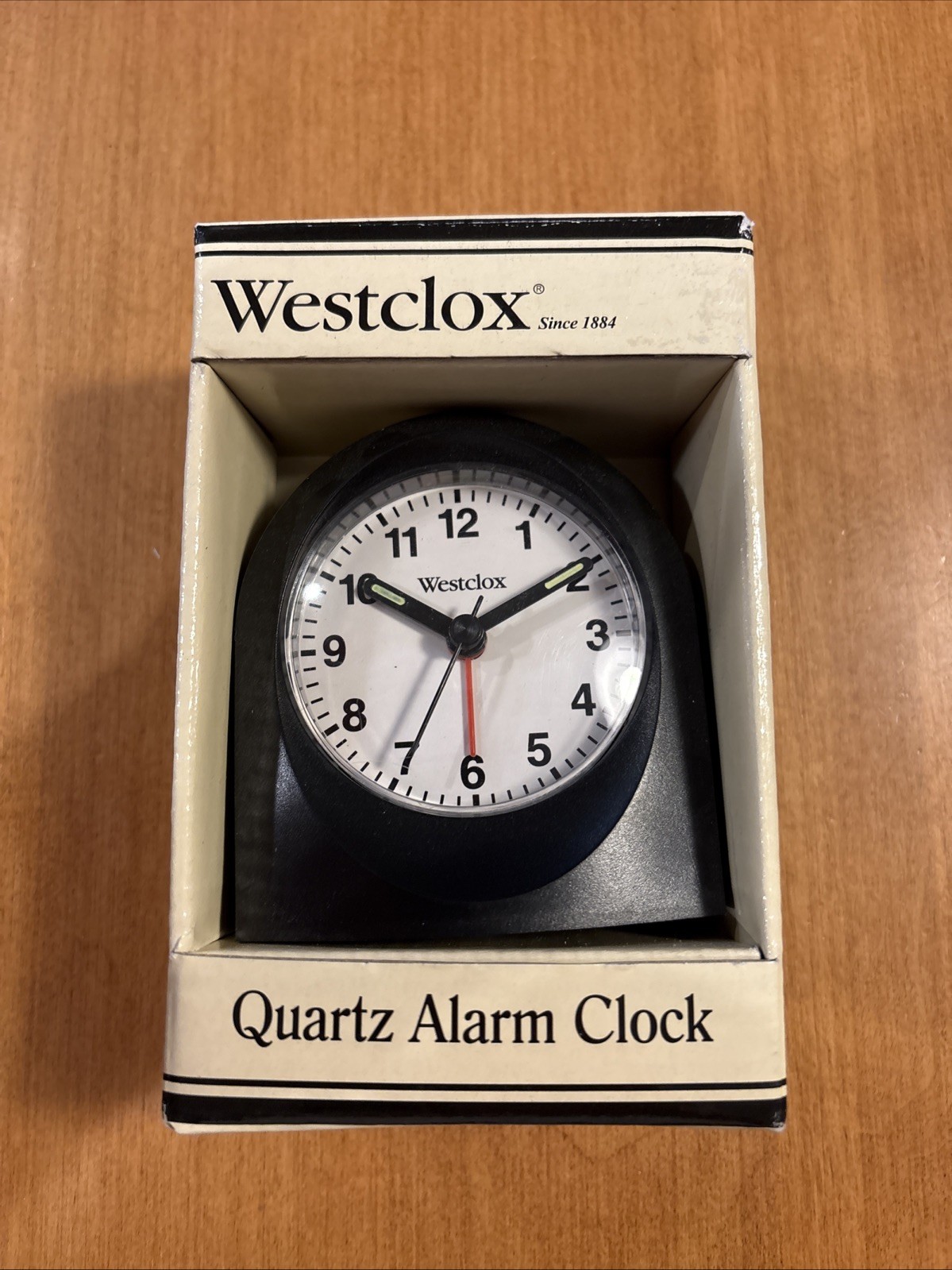 Westclox Bedside Analog Alarm Clock Black  Ascending Alarm & Snooze # 47312 NEW