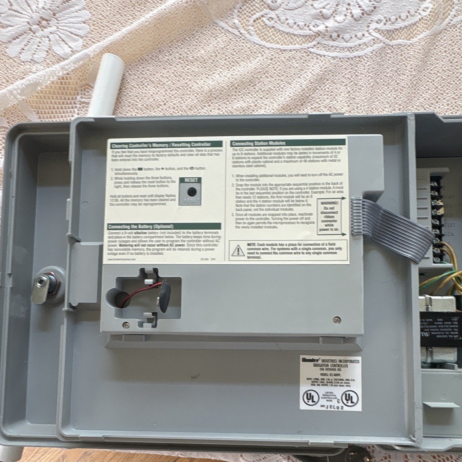 Hunter ICC Digital Sprinkler Controller LC-Display Gray w/ Manual.
