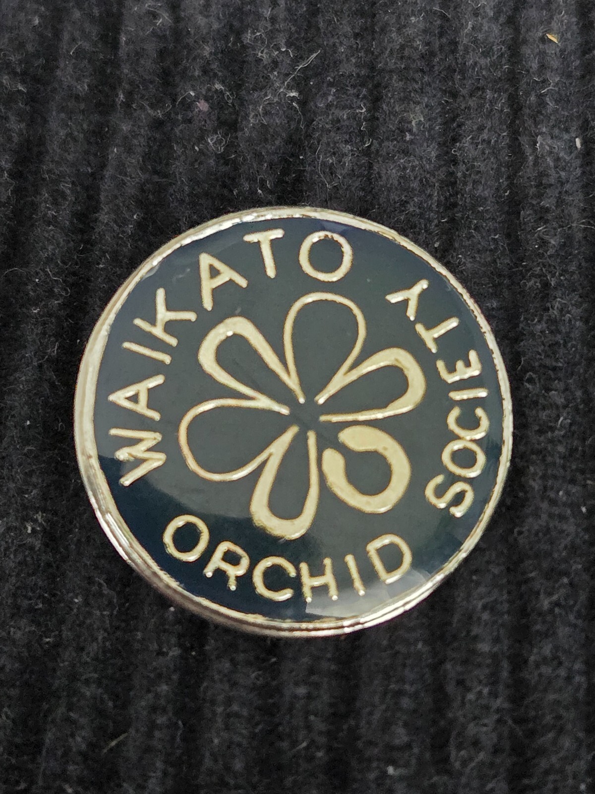 WAIKATO ORCHID SOCIETY ➔ ORCHID ➔ Pin / Lapel Pin *From Collection* 16738