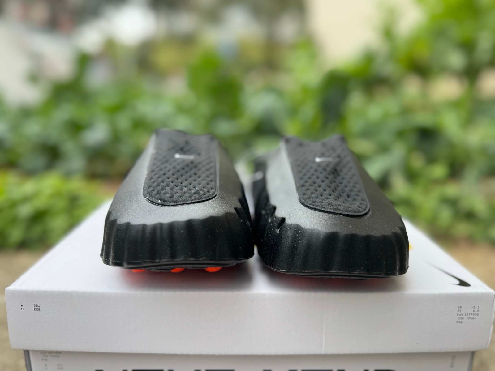 The New NK Mind 001 Black HQ4309-001 with Box