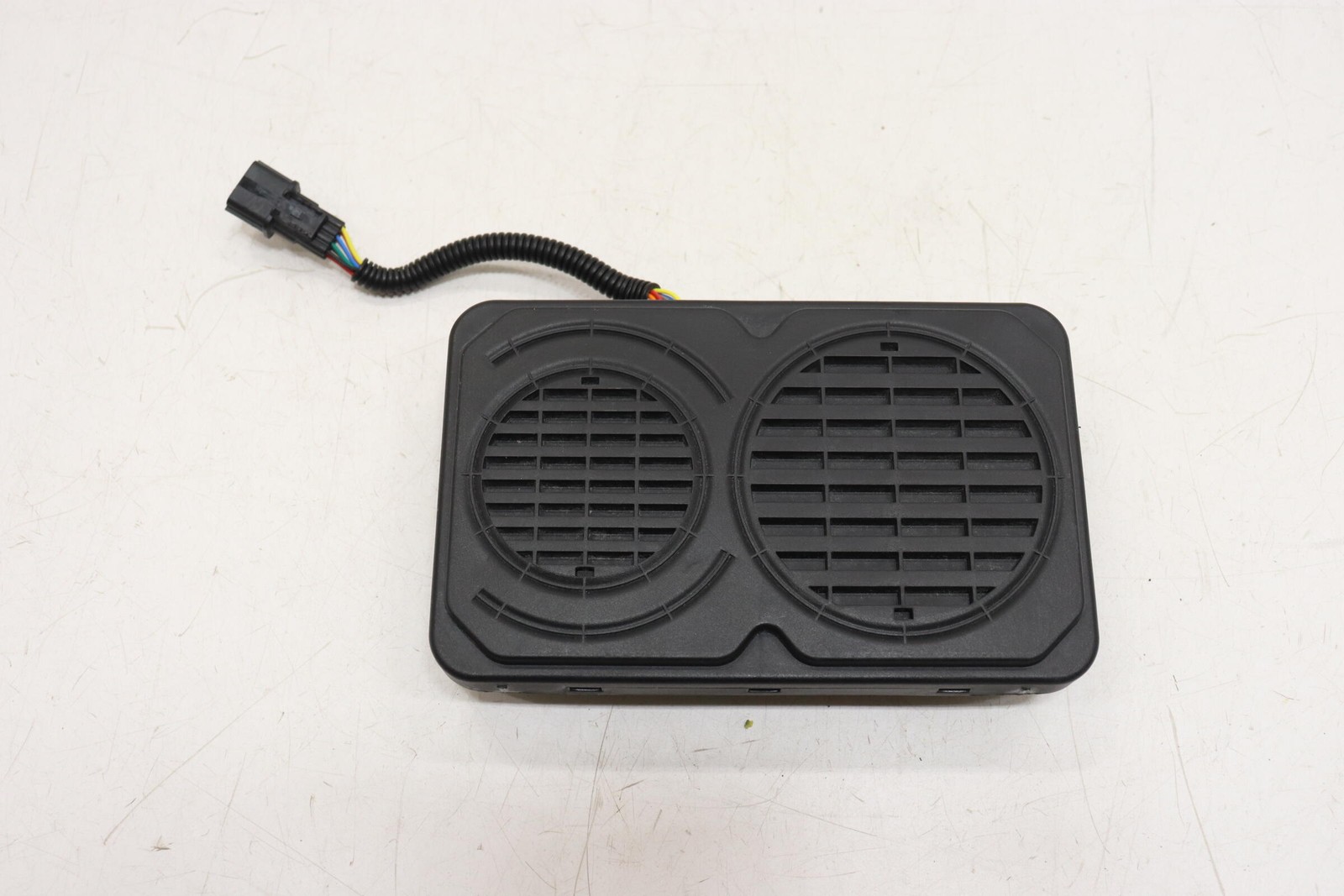 2022 - 2024 KIA EV6 ELECTRIC VEHICLE FRONT PEDESTRIAN SOUND ALERT SPEAKER OEM