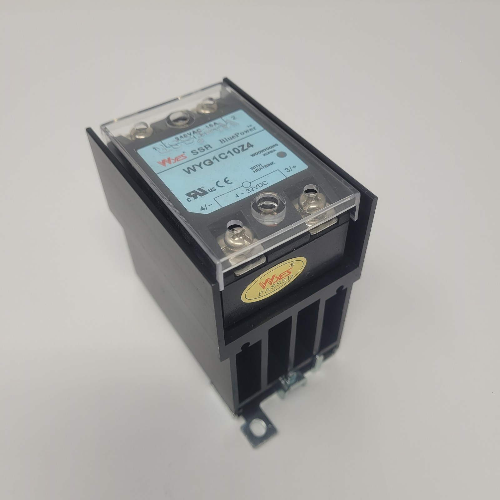 WYES WYG1C10Z4 Solid State Relay, 240VAC, 10A, With Heatsink - USED