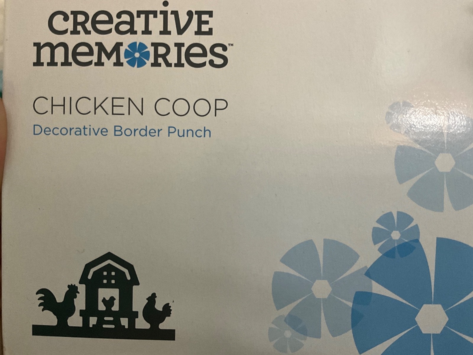 Creative Memories Chicken Coop Decorative Border Punch, New in Box