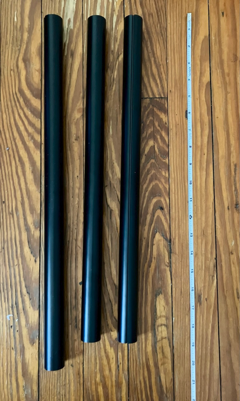 2x 18" Alesis Nitro Rack Tubes (1 1/8") & 6 T-clamps