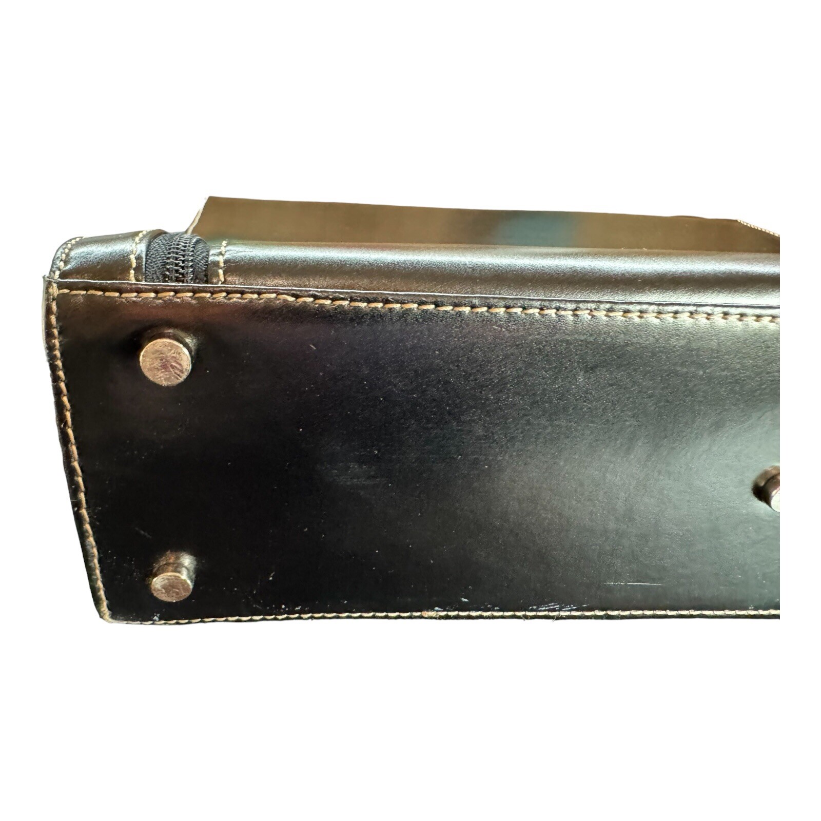 Wilson’s Leather Black Computer Messenger Bag Front Zippers Strap