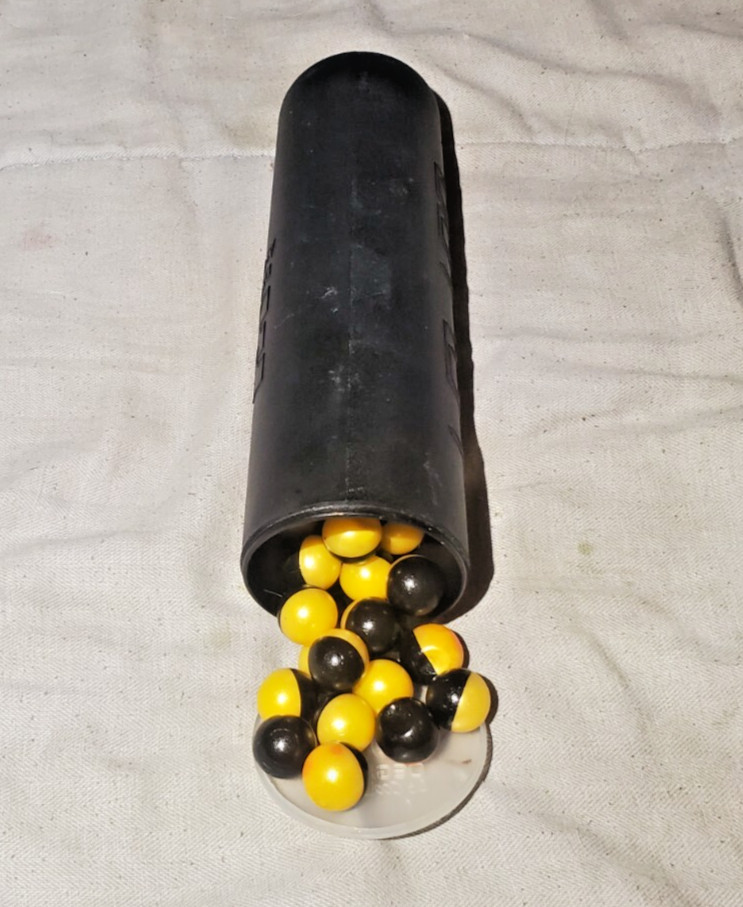 32 Degrees Paintball Pod with Paintballs