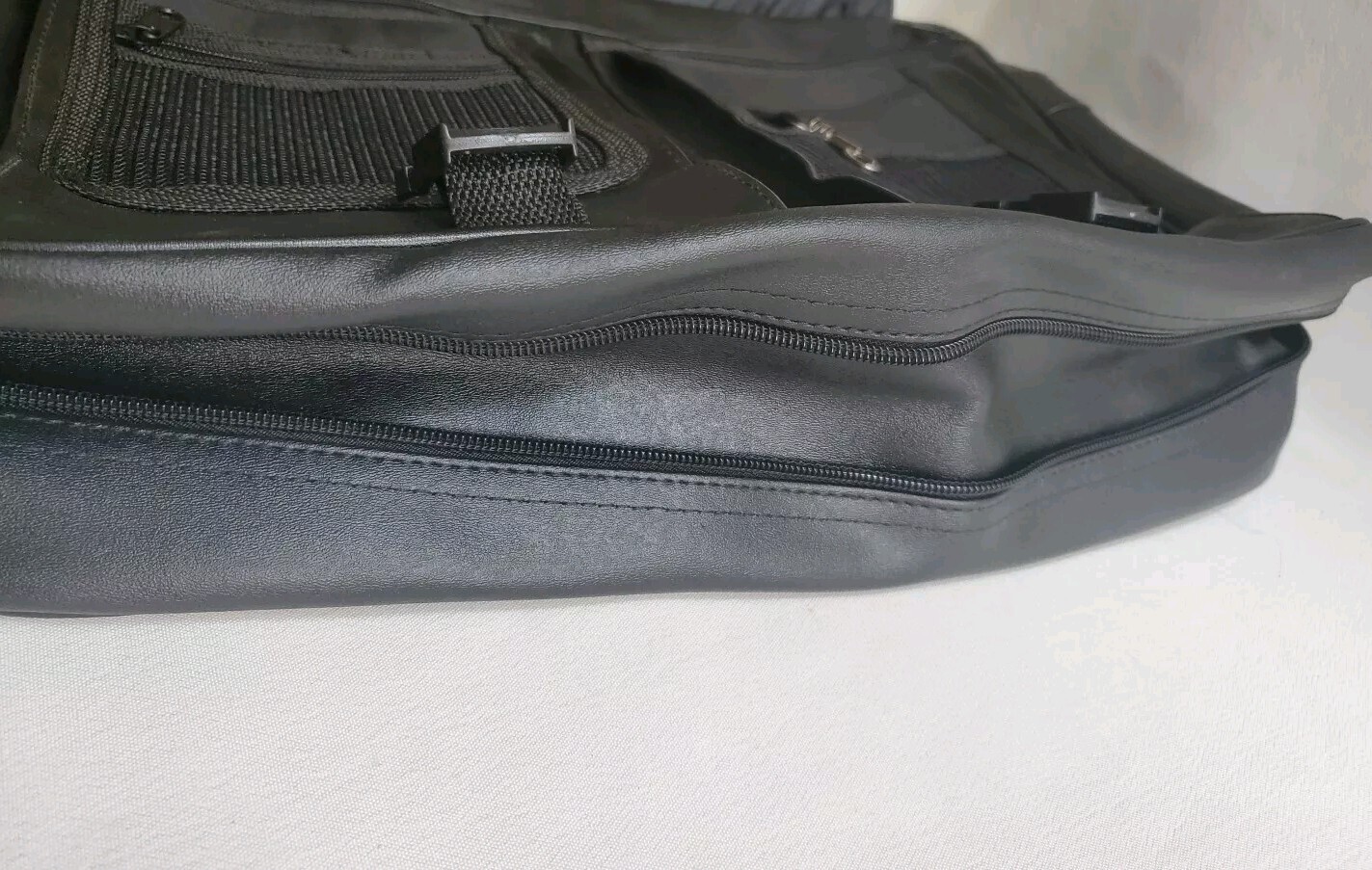 Laptop Briefcase Black Expandable Double Handles No Over Shoulder Strap