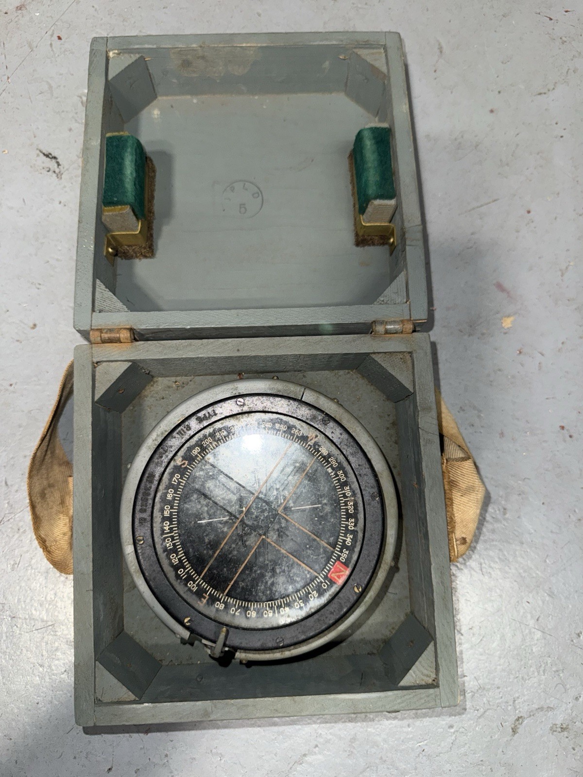 WWII British Royal Air Force Navigational Compass Type - P11 / No. 36926