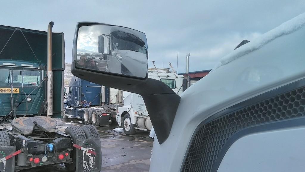 For 2016 VOLVO VNL FENDER/HOOD MIRROR Left ,  OH