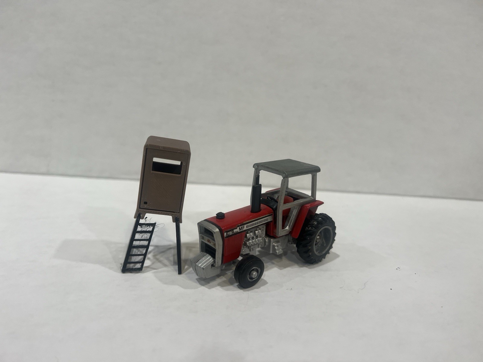 1/64 3D Printed Deere Blind