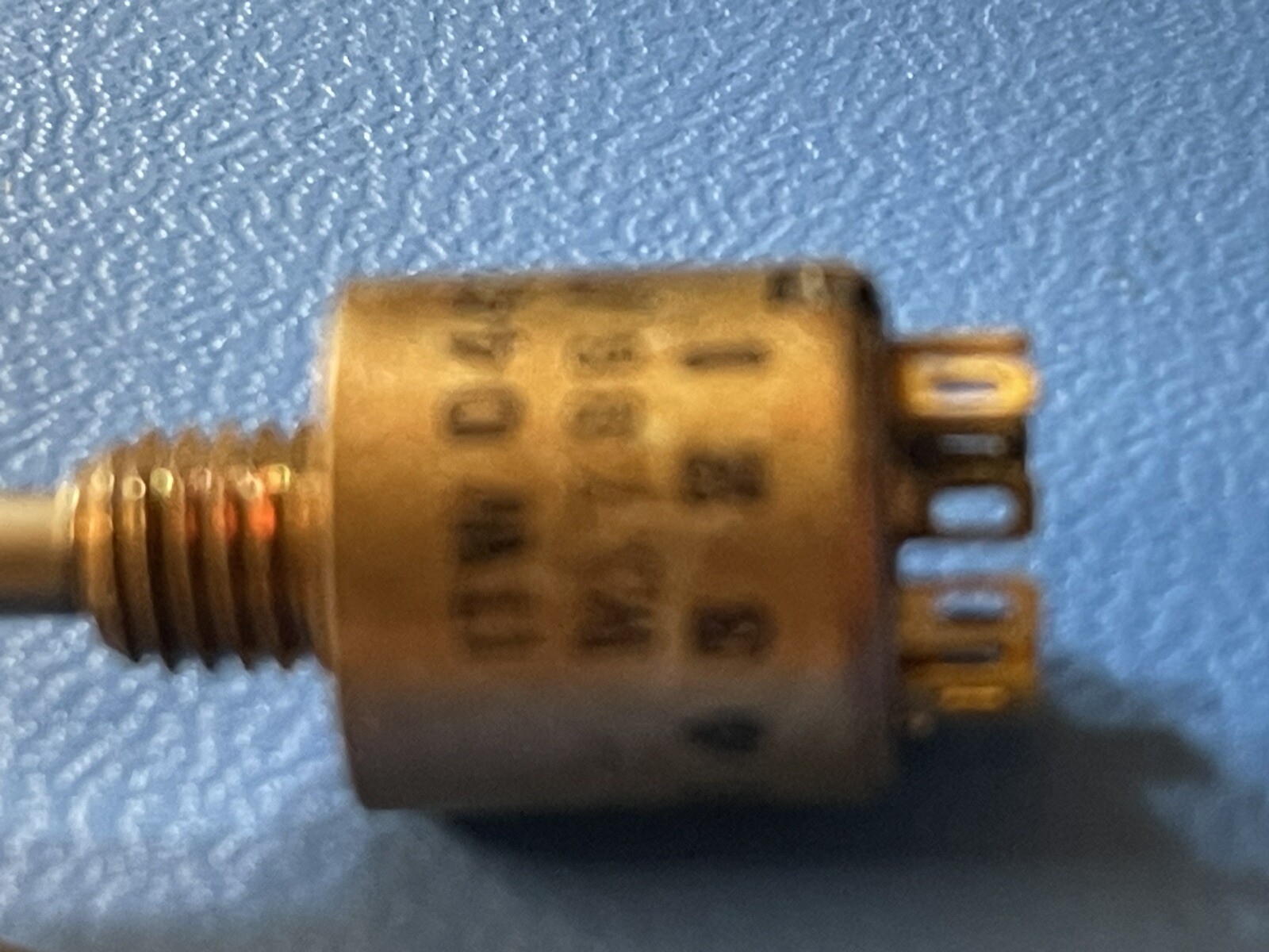 M3786/20.042 ROTARY SWITCH 60 DEG POLES/DECK-1 POS/POLE-4 MILITARY (1 PER LOT)