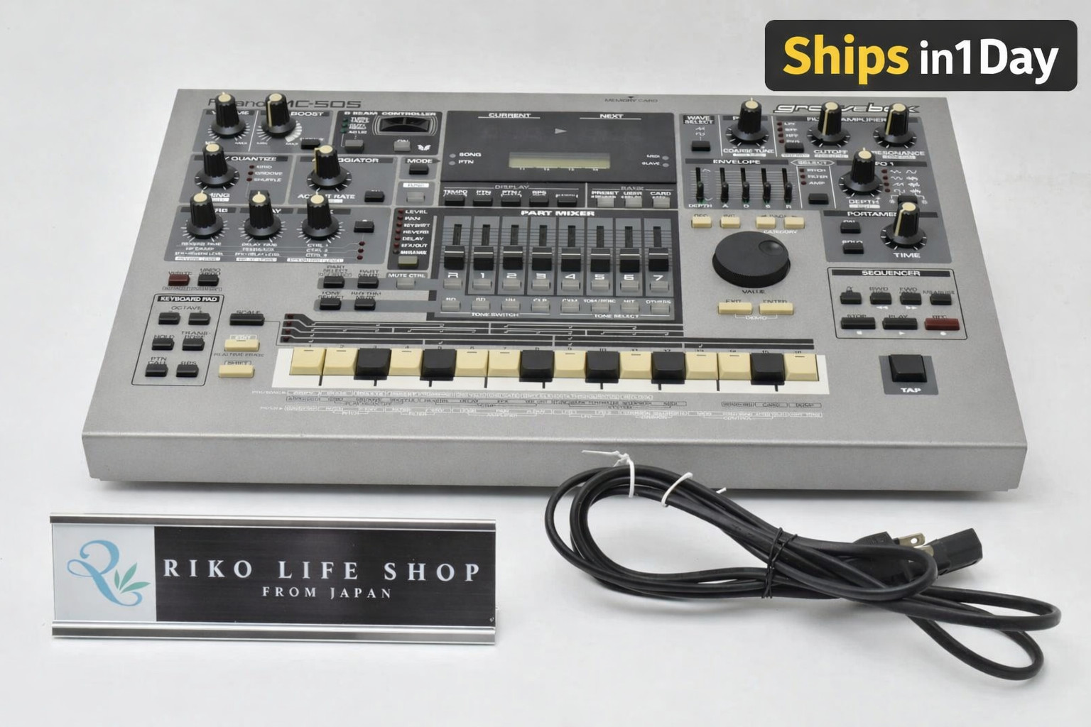 Roland MC-505 Groovebox Synthesizer Sequencer Serviced Tested Working Japan