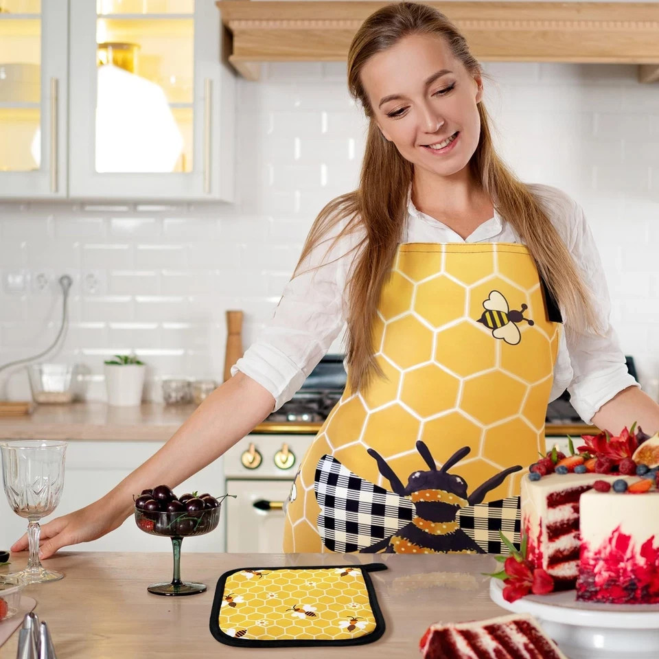 Bencailor 13 Pcs Bee Kitchen Decor Accessories Apron Dish Yellow