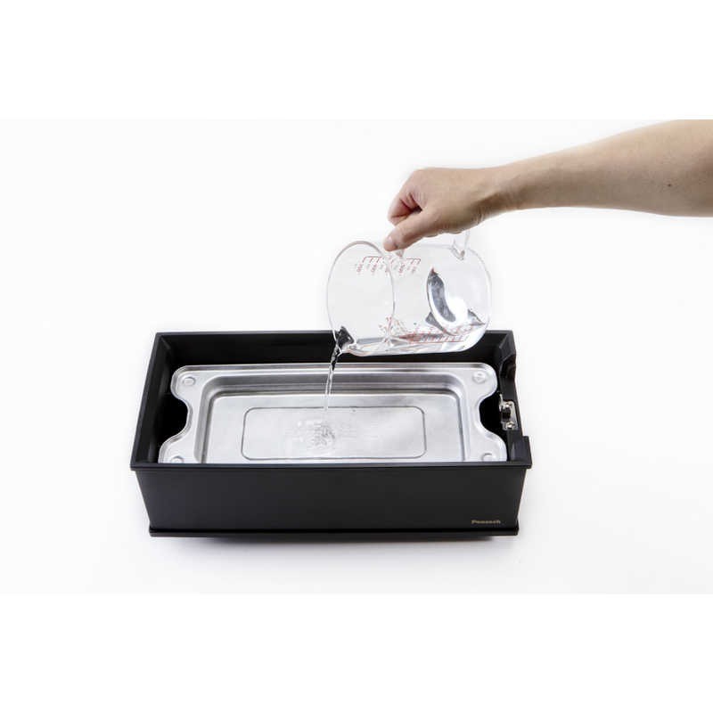 Peacock DINING WLV-50 Electric Grill Compact Temperature-Controlled Tabletop NEW