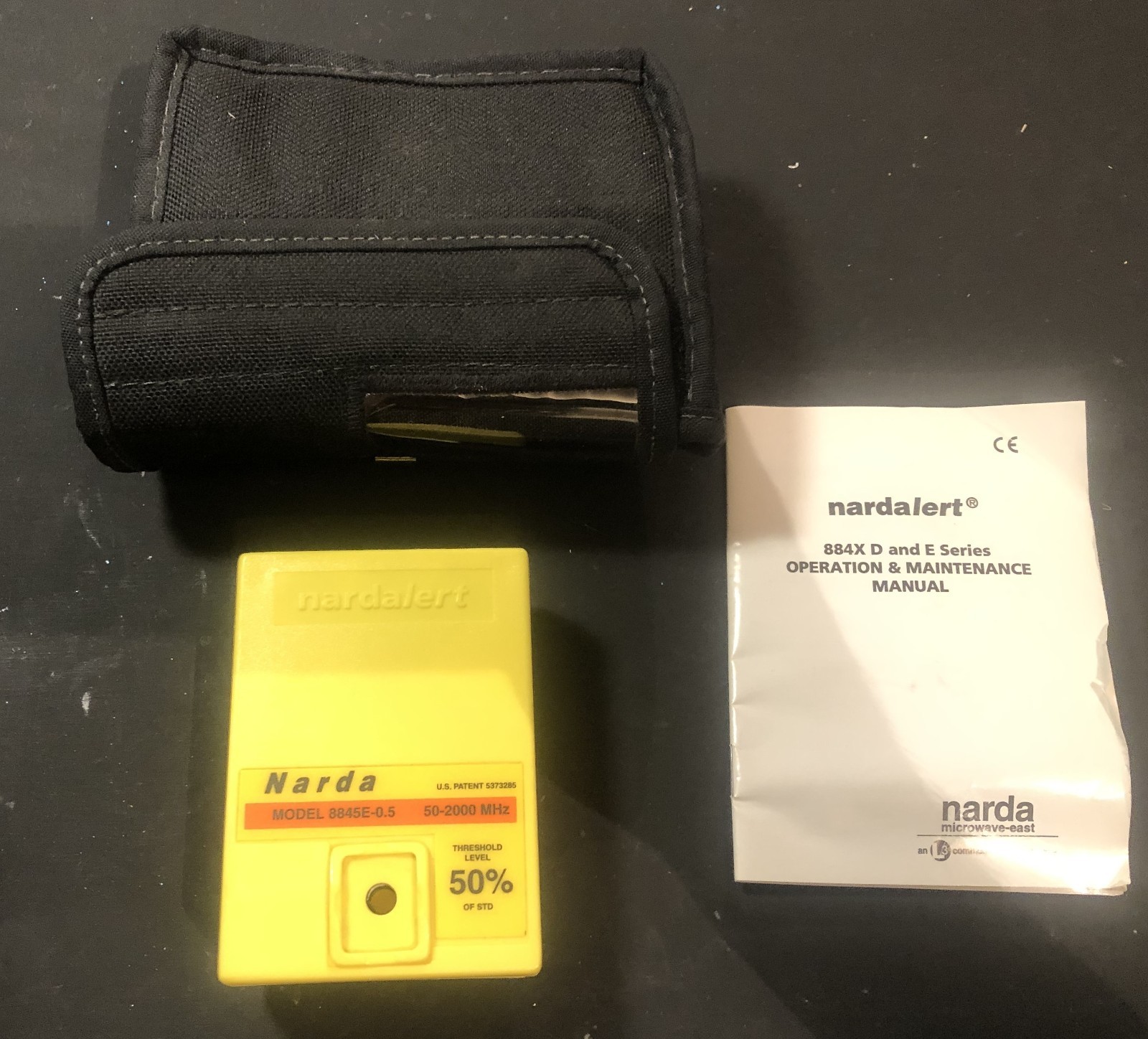 NARDA RF ALERT MONITOR 884SE-0.5 WITH MANUAL AND CARRY CASE