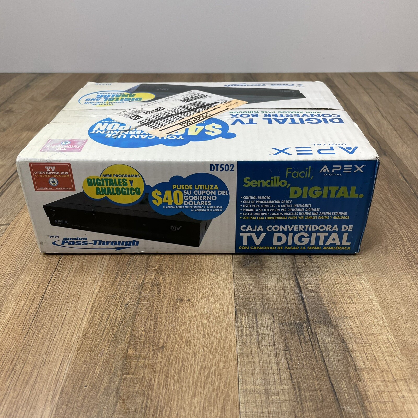 NIB Apex DT502 Digital TV Converter Box w/ Analog Pass-Through SEALED BRAND NEW