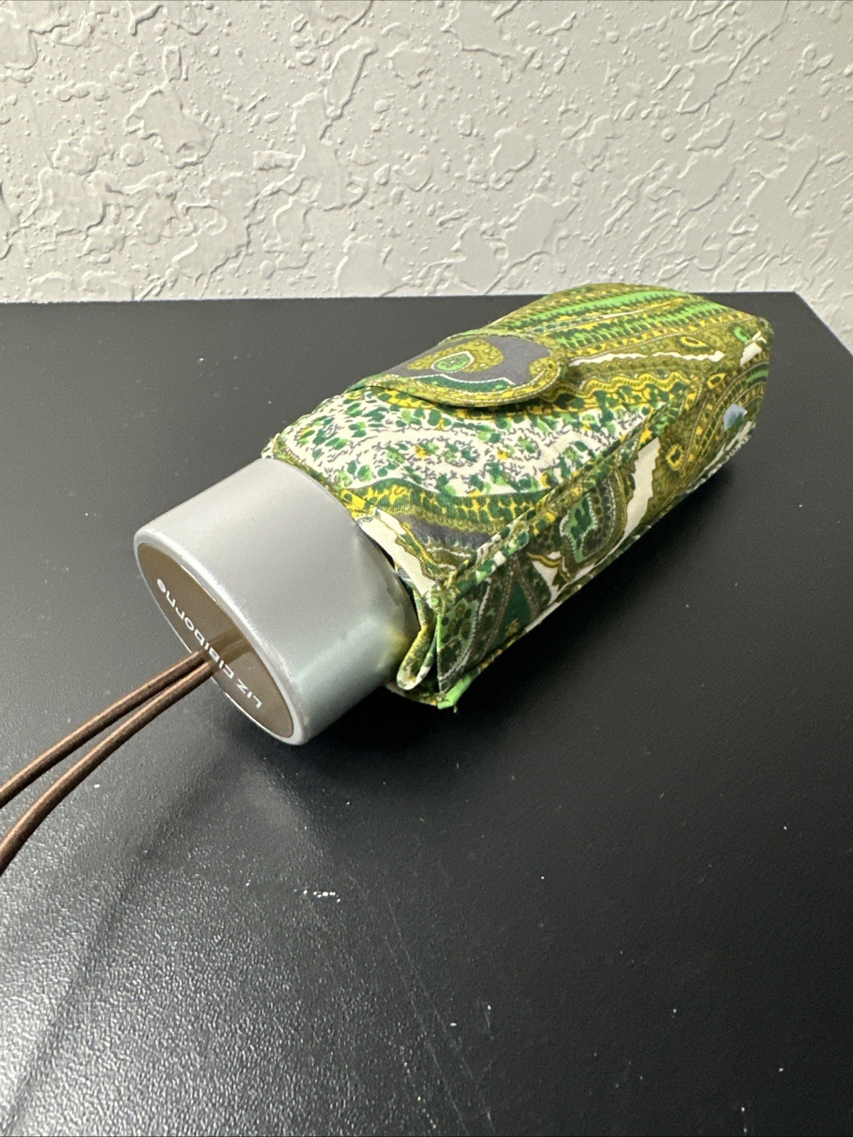 Liz Claiborne Umbrella Green Compact  With Case