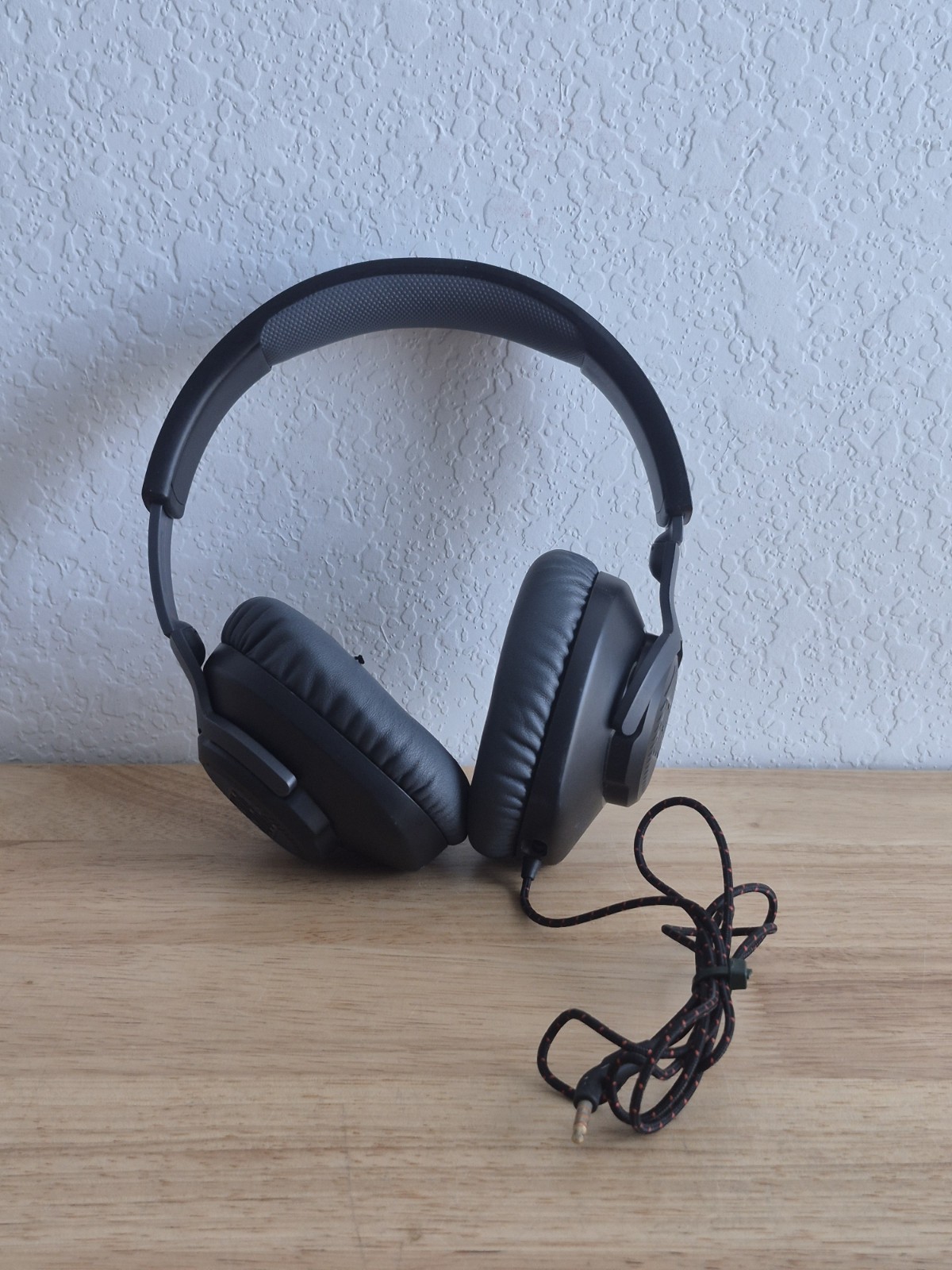 JBL Quantum 100 Wired Over Ear Gaming Headphones