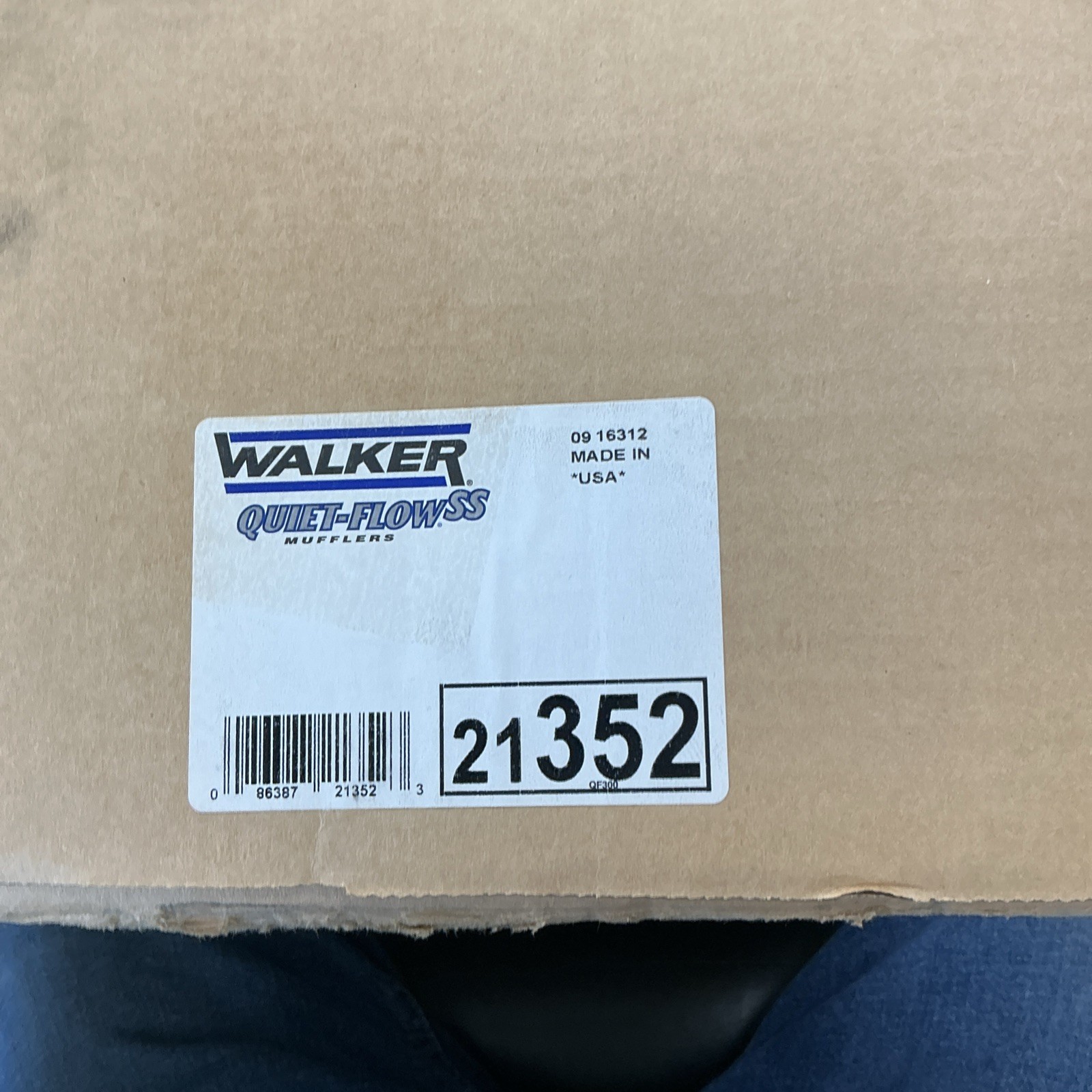WALKER 21352 Quiet-Flow SS Direct Fit Exhaust Muffler 2"