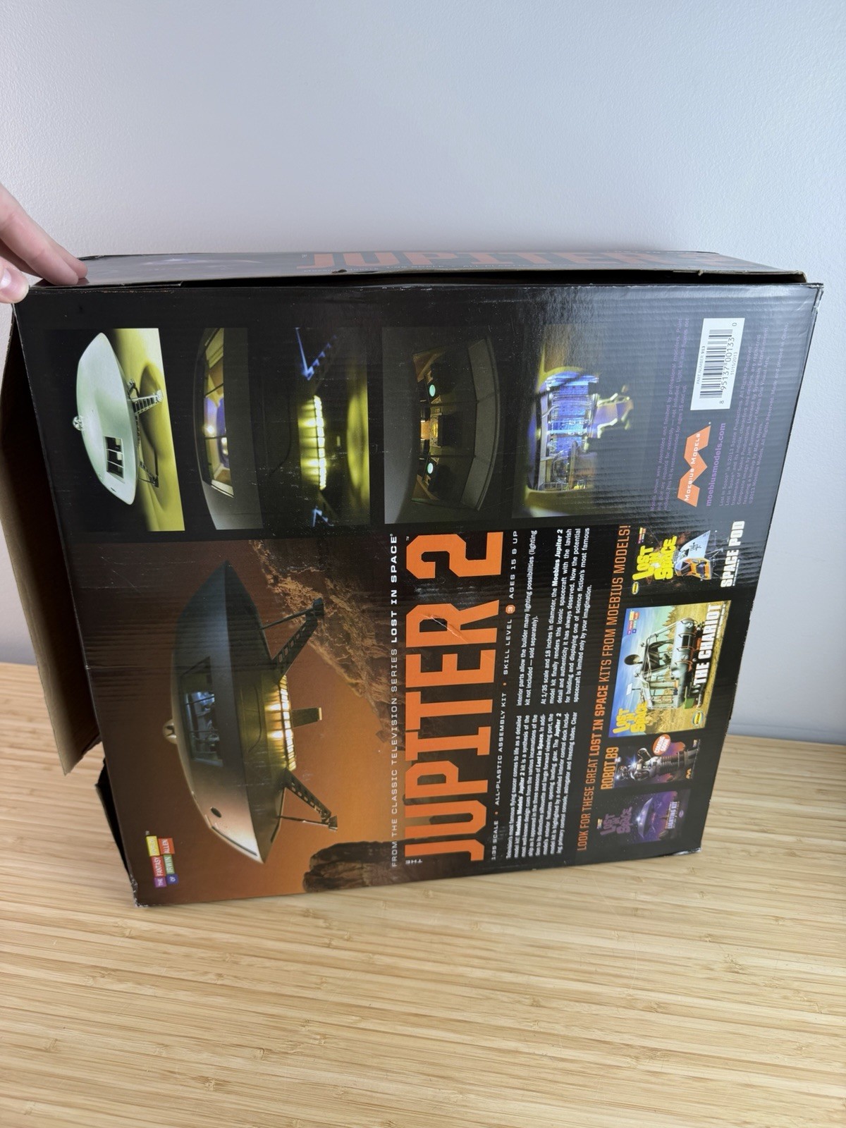 Lost In Space Jupiter 2 Model Kit #913 Moebius Models 1:35 SCALE ~NEW in BOX