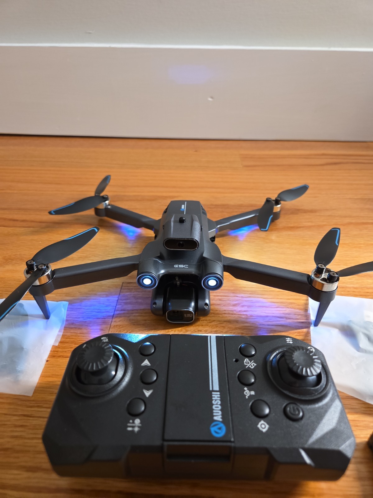Auoshi E58 Brushless Foldable Quadcopter with Camera, Controller, Battery, Case