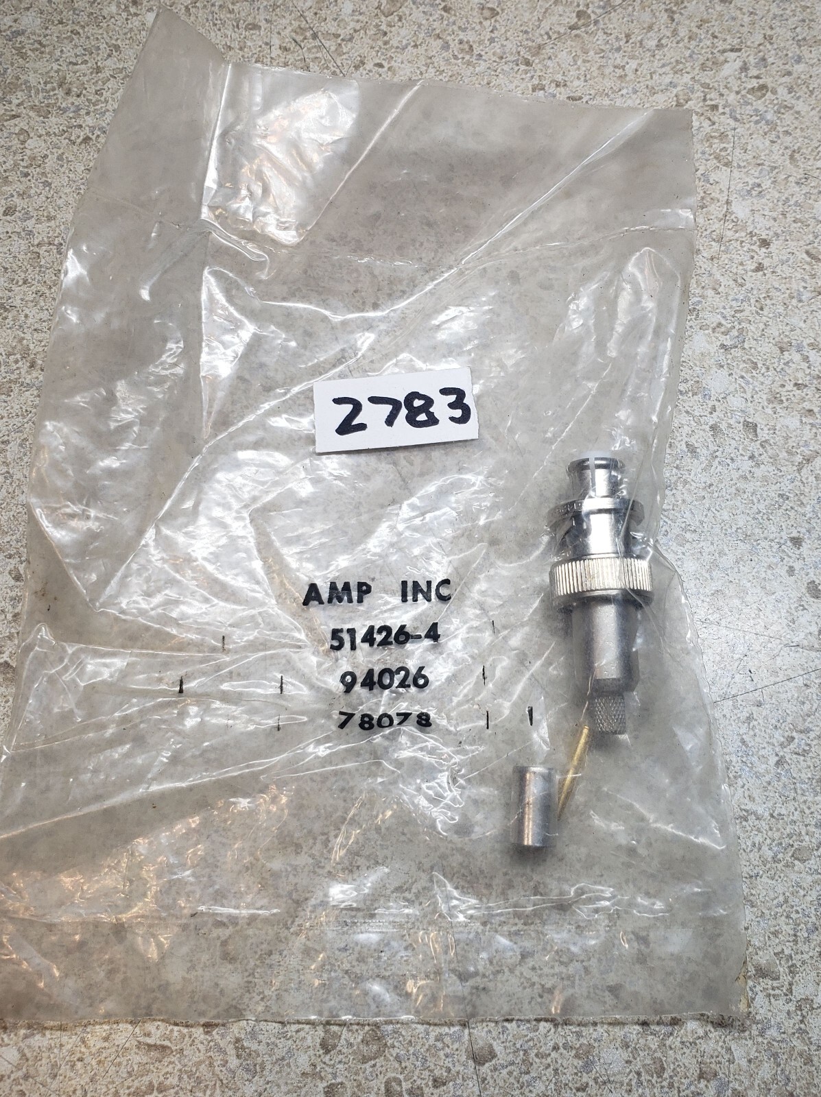 NEW! Amp 51426-4 SHV Cable Mount Plug Connector!