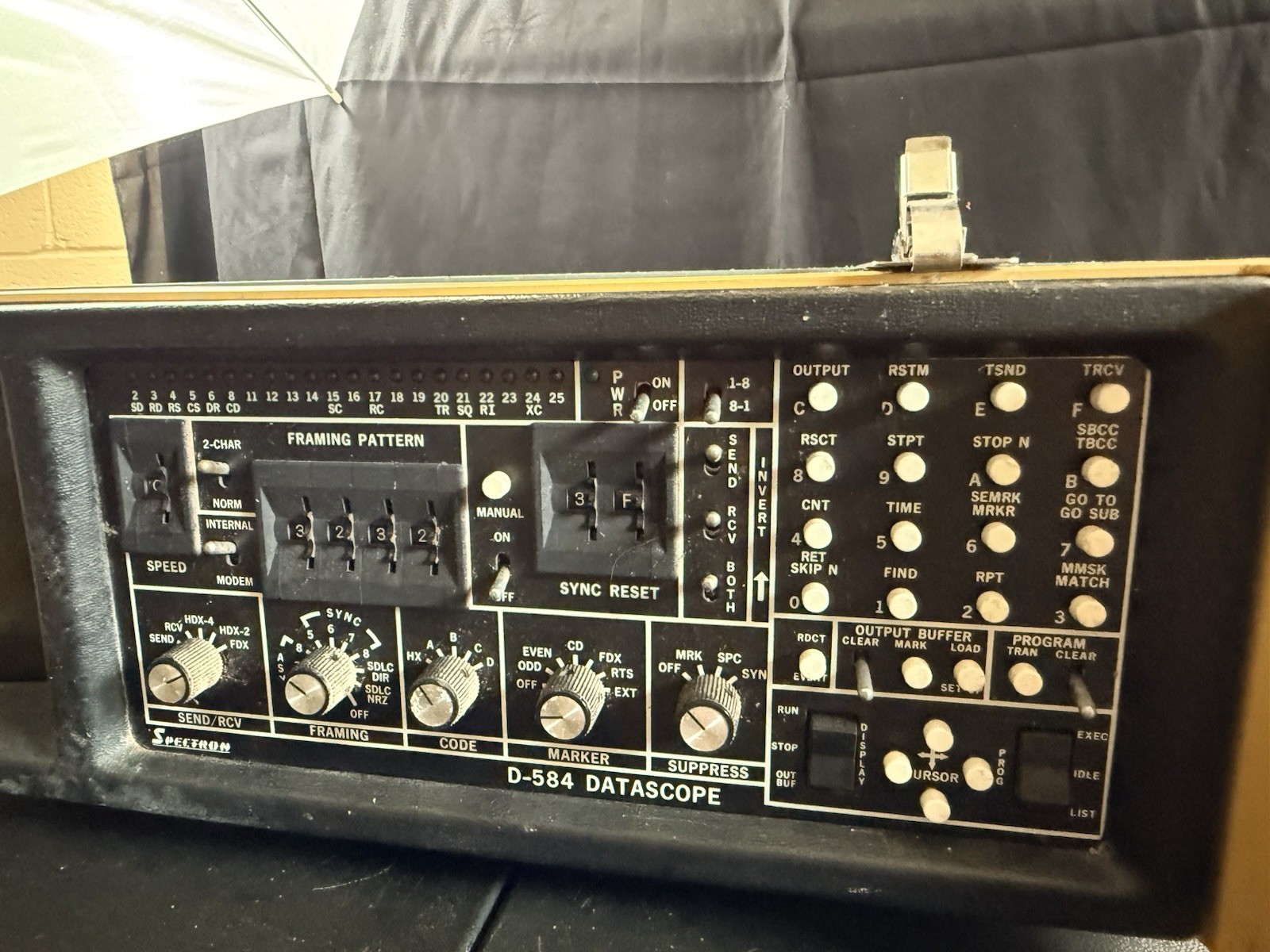 D-584 Datascope Retro Computing Test Equipment Serial Protocol Analyzer WORKS