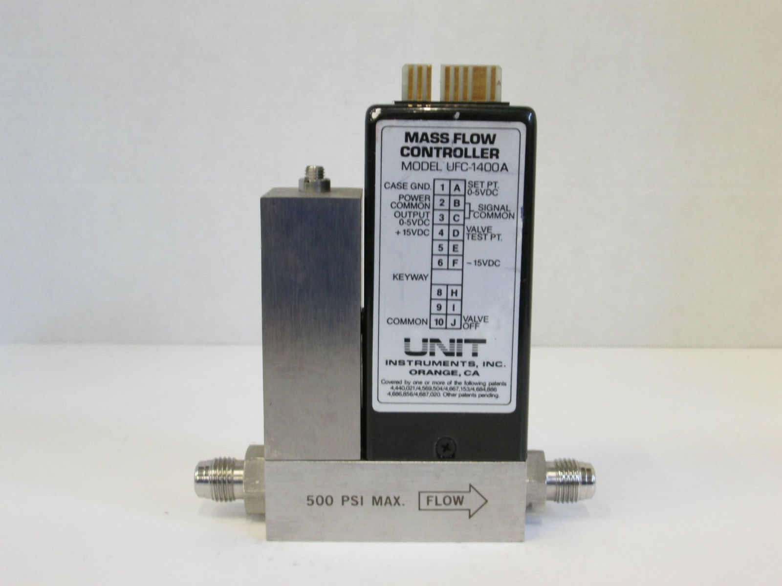 Unit UFC-1400A Mass Flow Controller, O2, 7 SLM