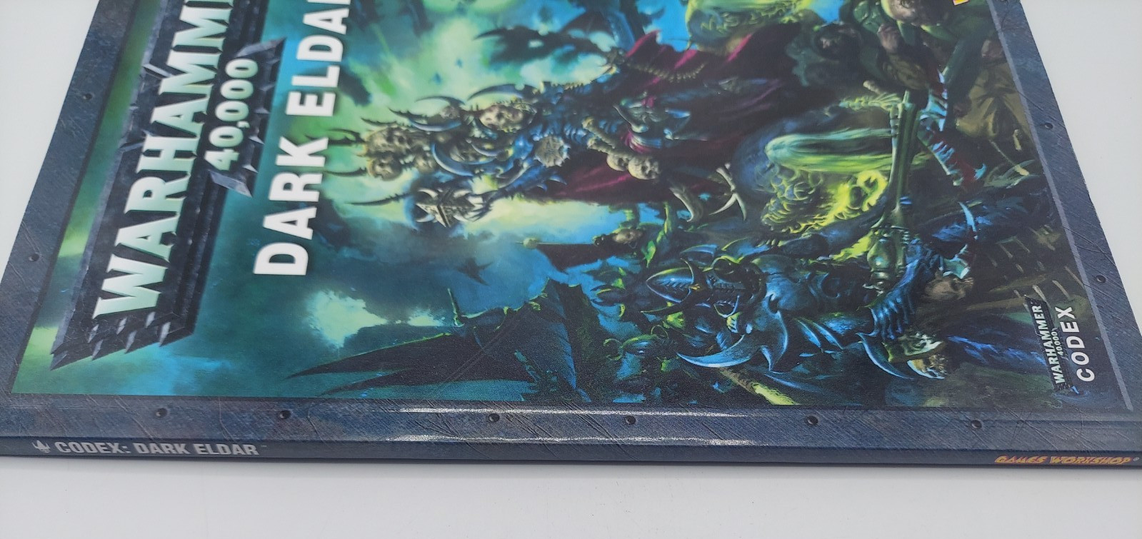 2010 Warhammer 40,000 Dark Eldar Book Game Workshop