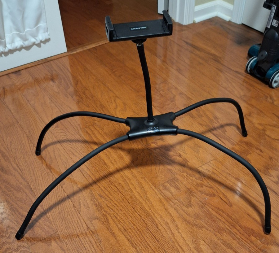AboveTEK Adjustable iPad Stand Holder (TH-5B)