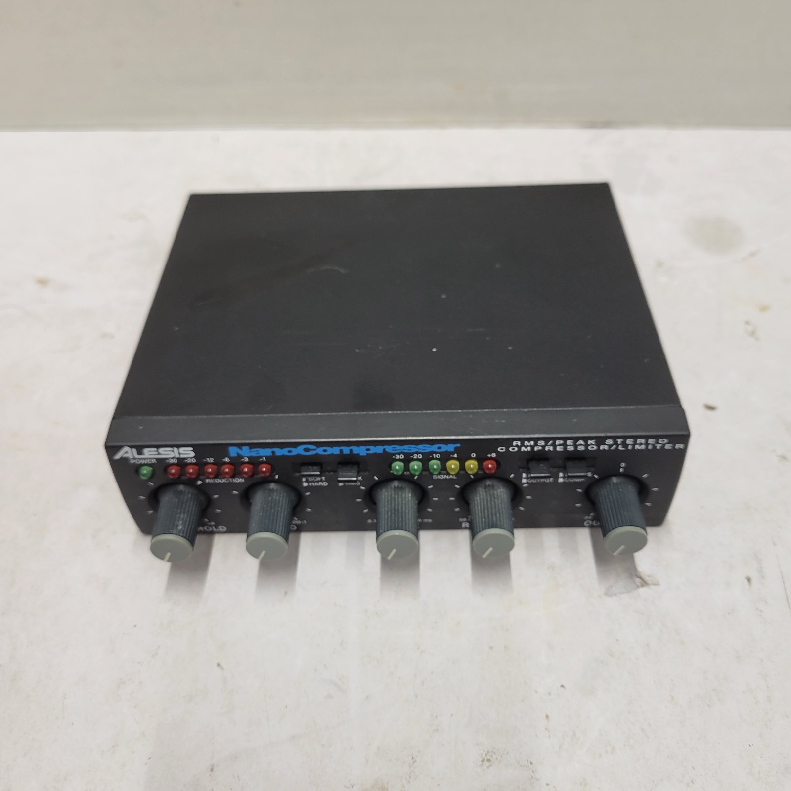 Alesis NanoCompressor Dynamics Processor No Power Cord UNTESTED