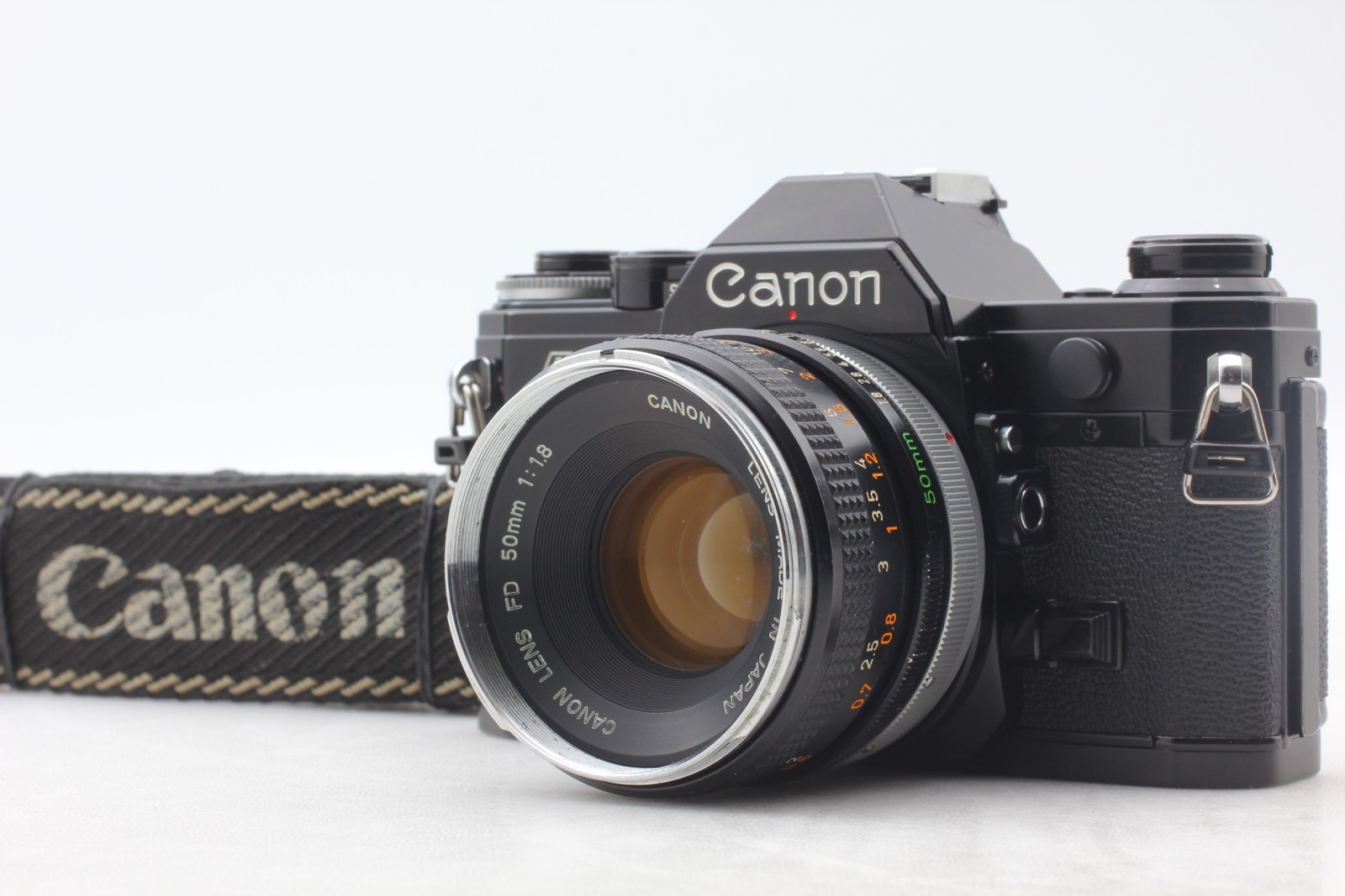 [N MINT] Canon AE-1 black 35mm SLR Film Camera body FD 50mm f1.8 lens From JAPAN