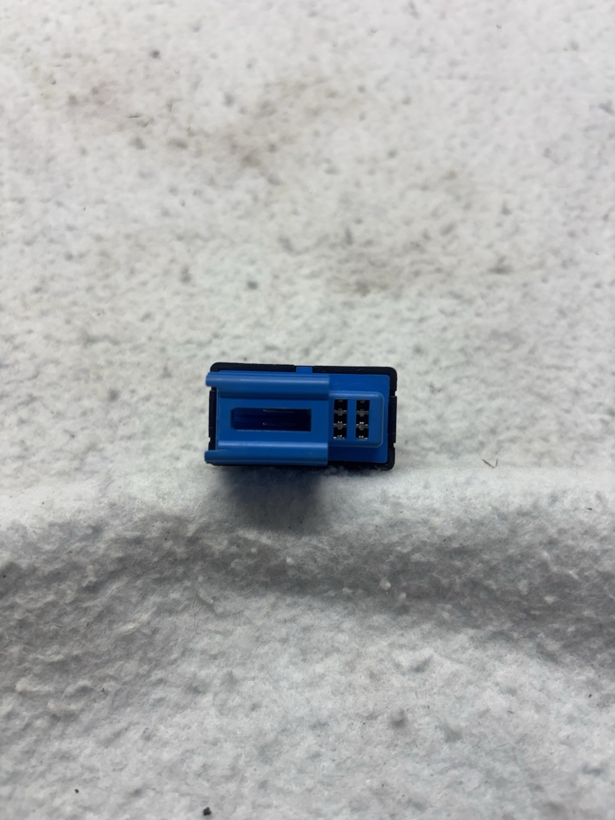 13-14-15-16 CHEVROLET TRAX/ DOOR LOCK CONTROL/ SWITCH/ BUTTON.OEM