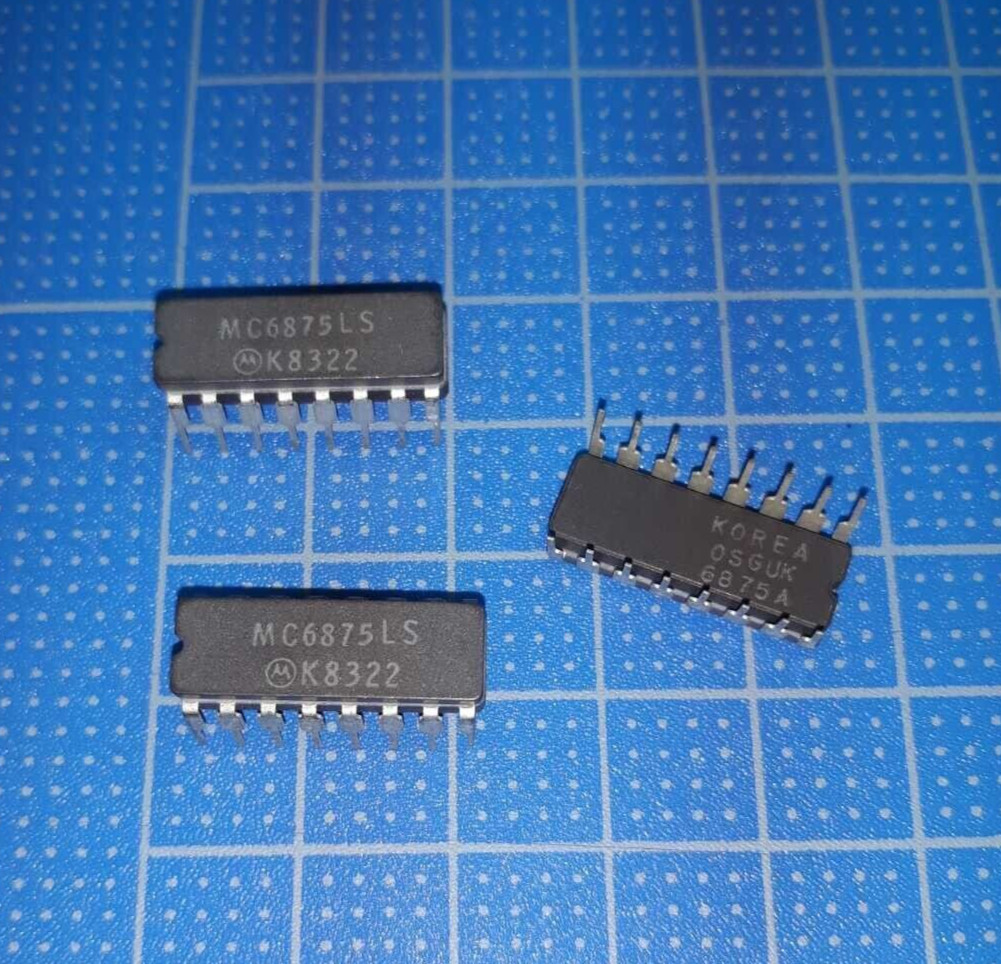 MC6875LS Motorola Clock Generator/Driver DIP16