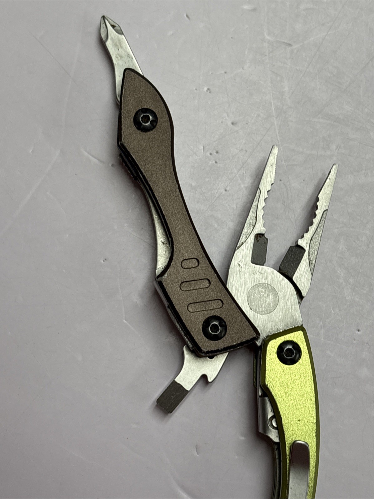 GERBER MULTI TOOL ~ LOT OF 2 ~ READ DESCRIPTION