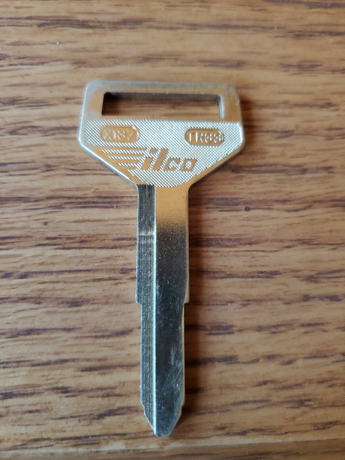 Ilco TR-33 Keyblanks for fits Toyota Equiv. to X137 locksmith K742