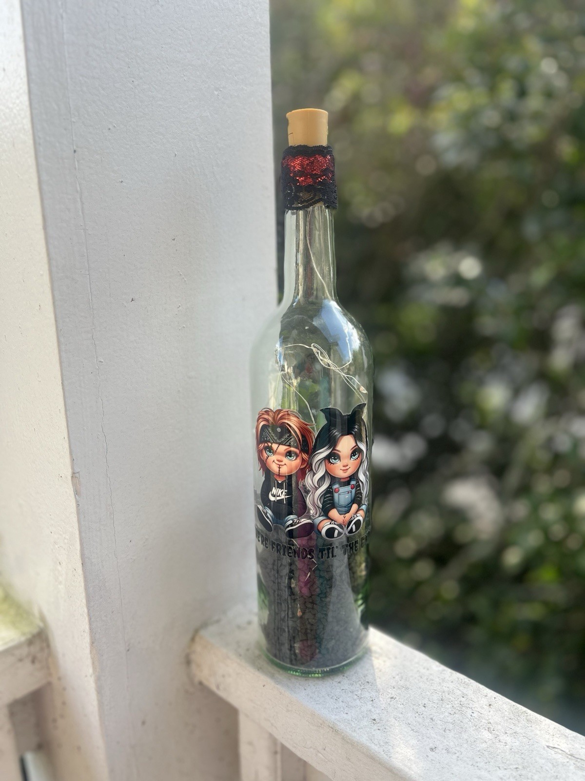 Lighted Wine Bottle Decor Chucky and Tiffany Halloween 2025