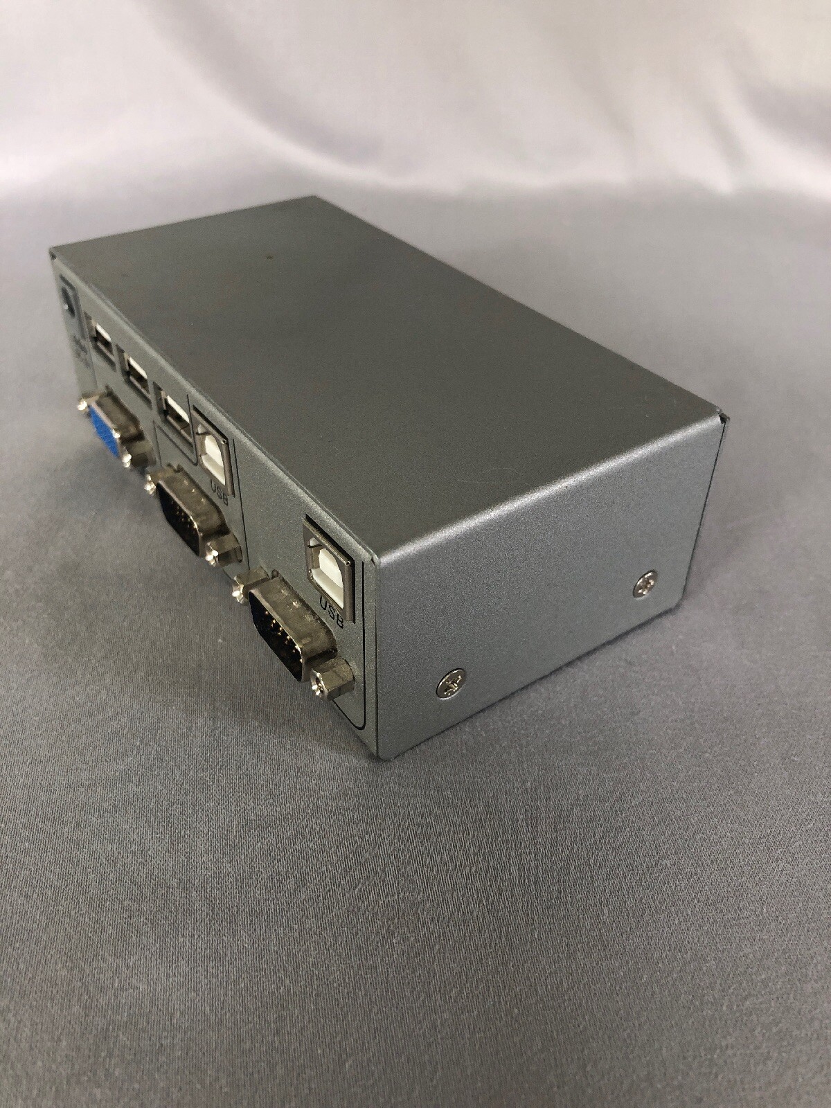 Intellinet Network Solutions 2 Port USB KVM CBEAE7C7A72