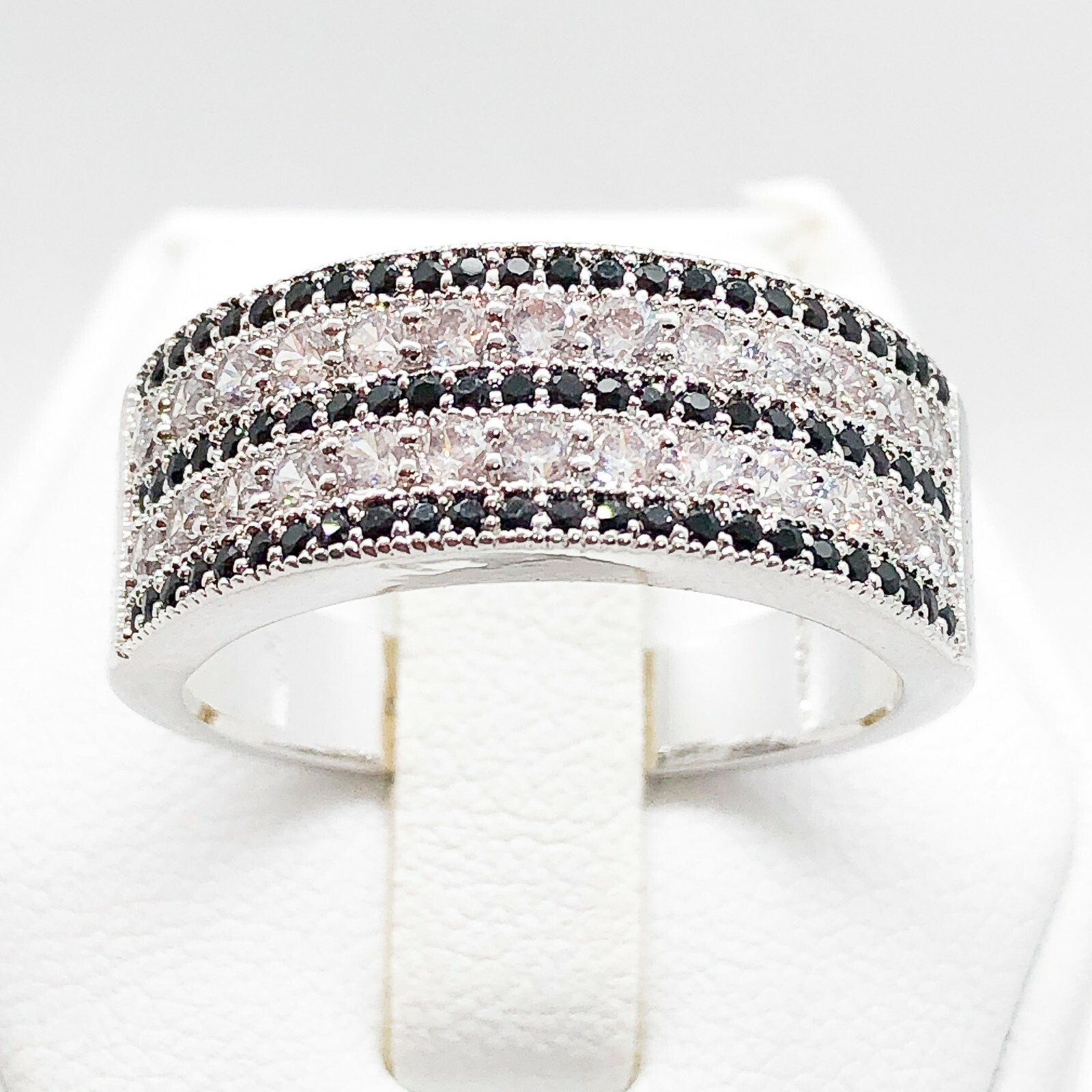 R6482 Women Fashion Jewelry White Yellow Gold Plate Engagement Wedding Band Ring