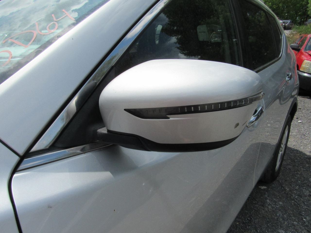 ROGUE 2016 Glove Box 1045674