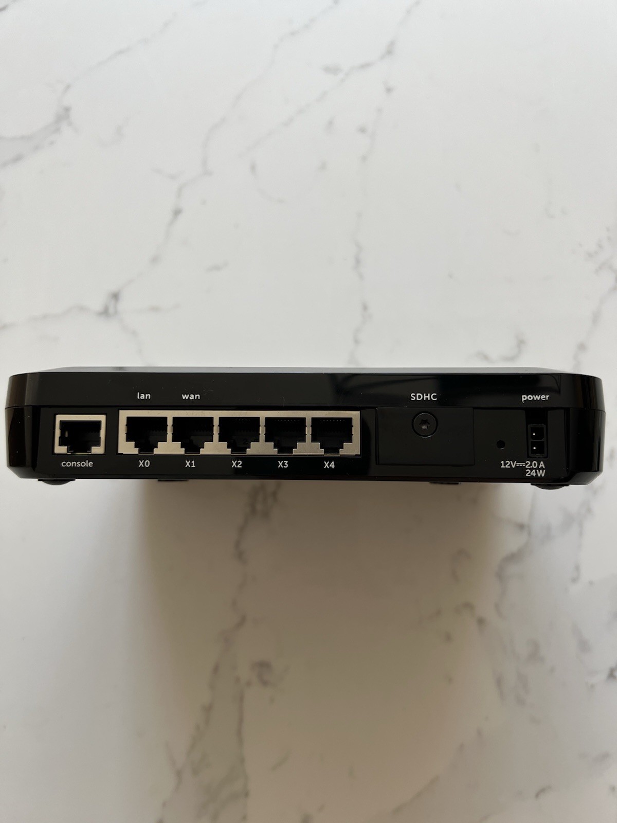 DELL Sonic Wall Soho APL31-0B9, Network Security Firewall With Cord