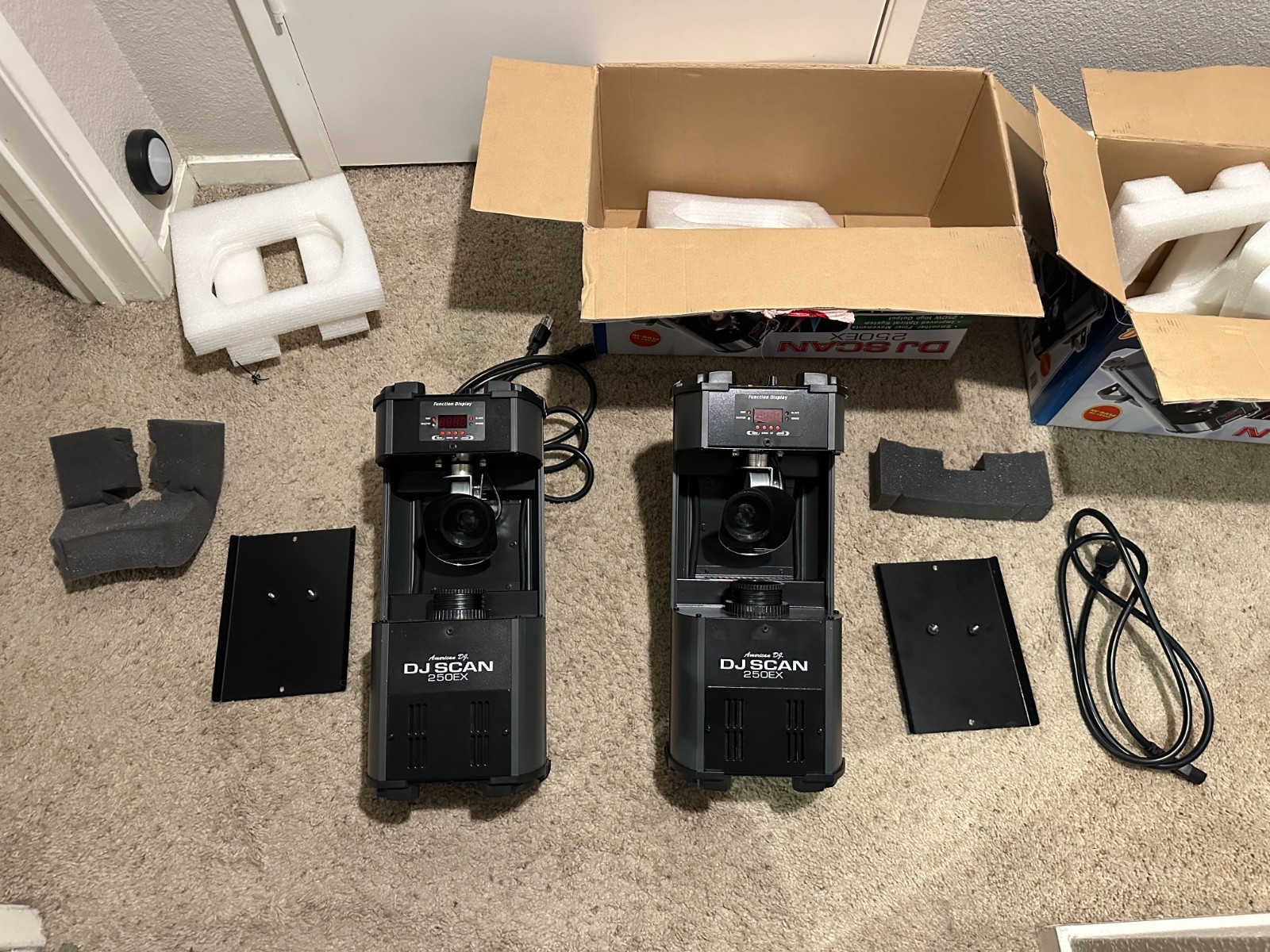 2x DJ Scan 250EX