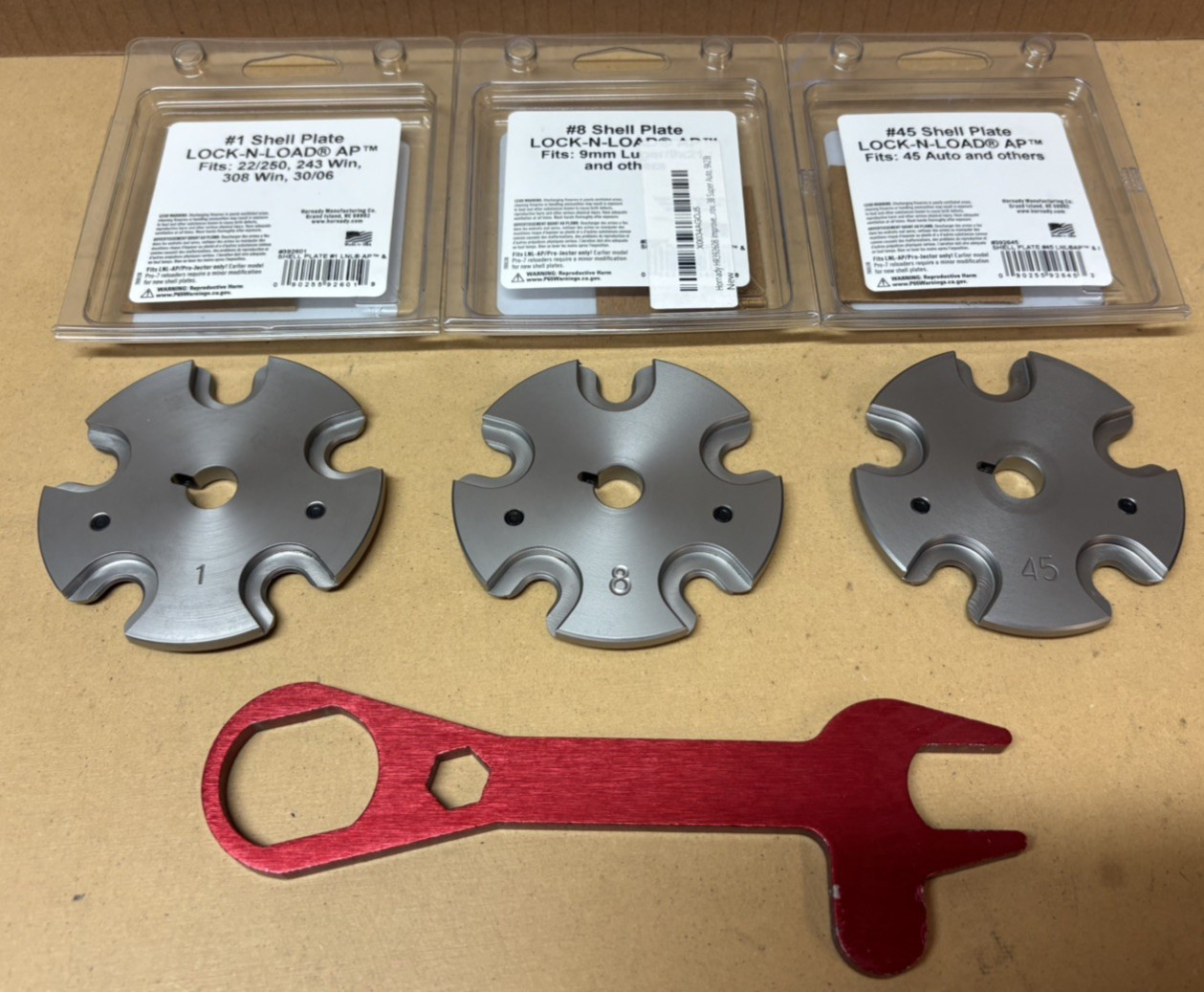 Hornady Lock-N-Load AP Loader Progressive Press + Shell Plates + Die Tool Nice