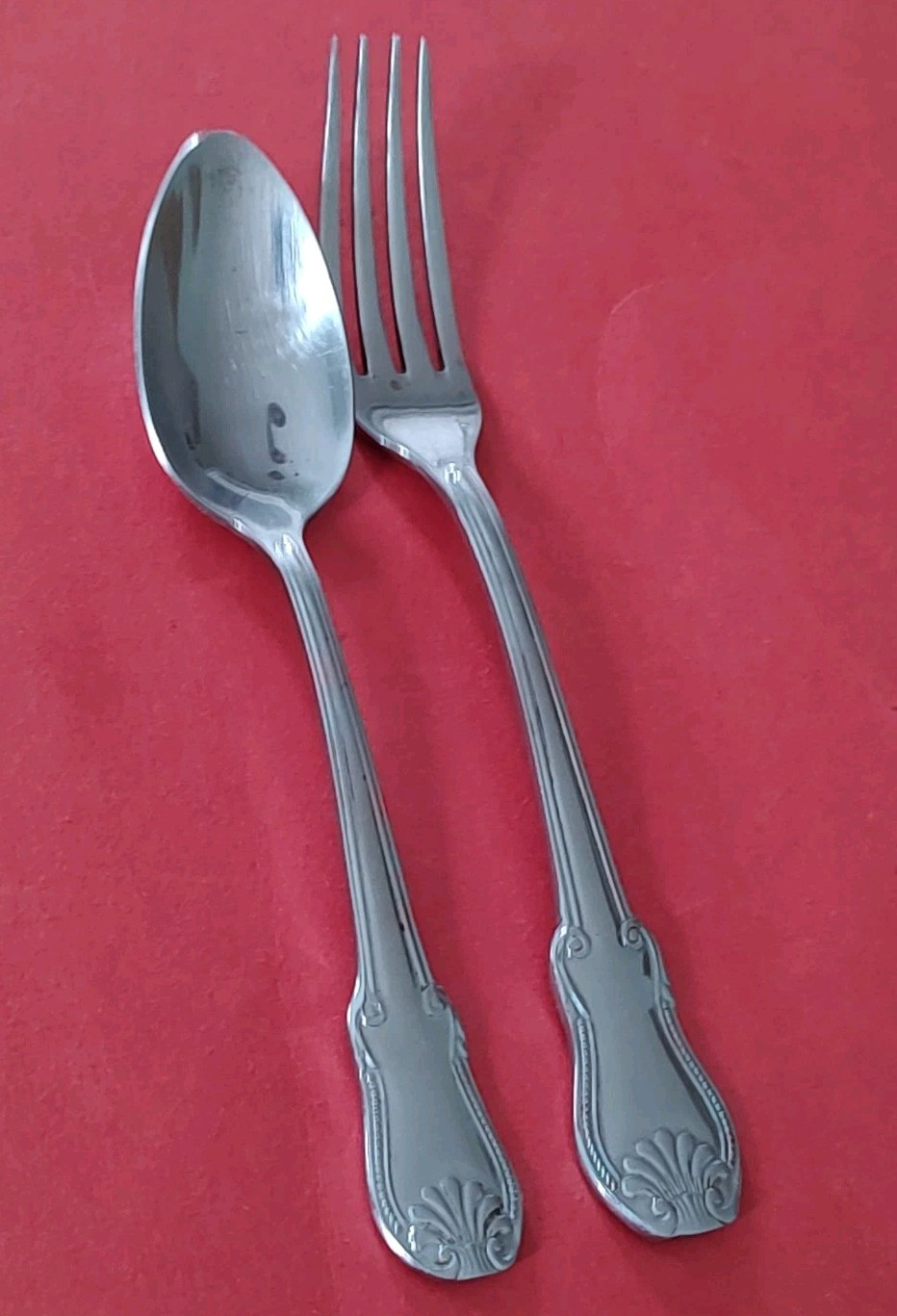 Royal Doulton Shell/Plume Tip Stainless Soup Spoon & Dinner Fork China Free Ship