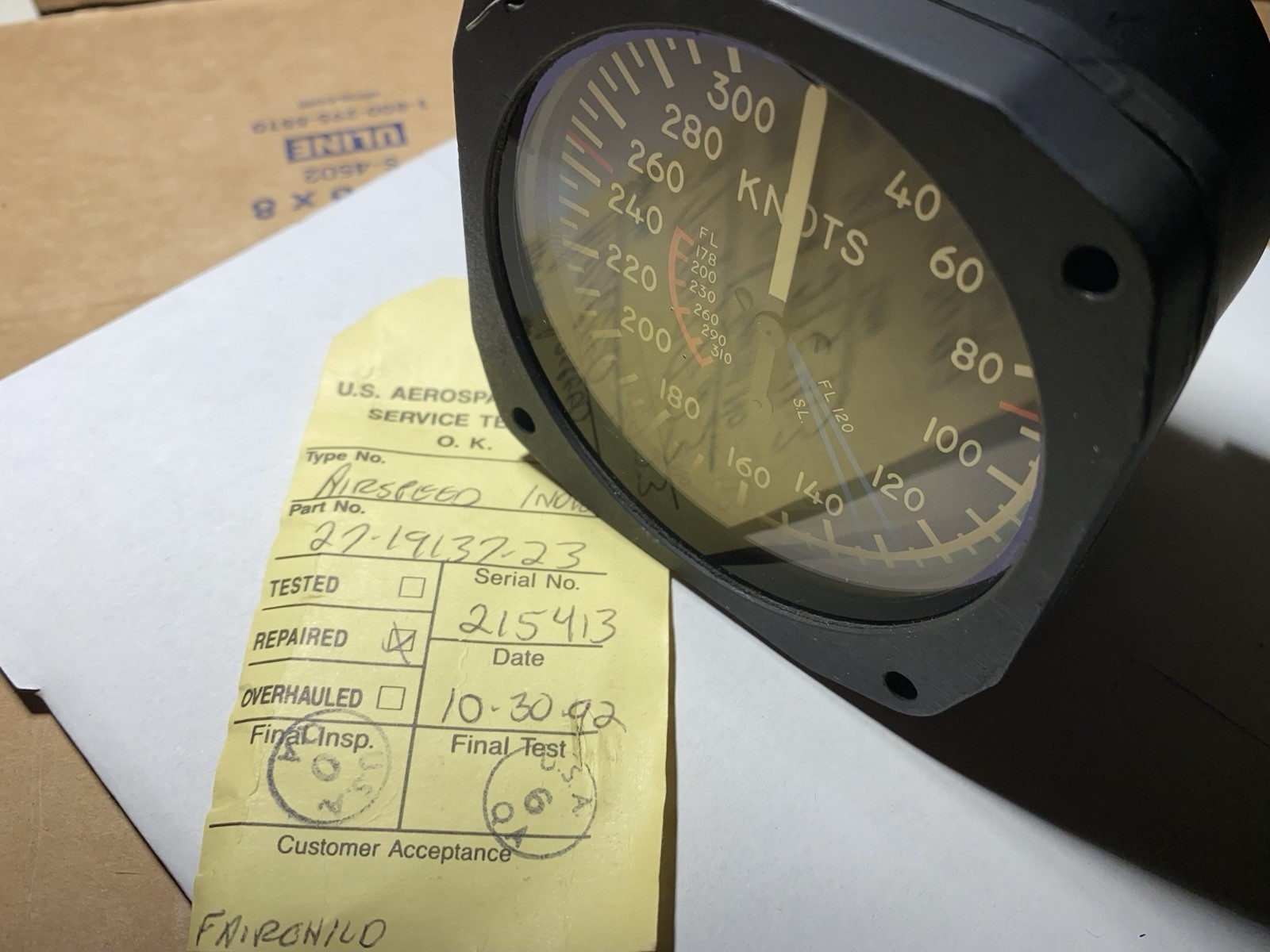 27-19137-23 Aerosonic Airspeed Indicator (Knots: 40-300)